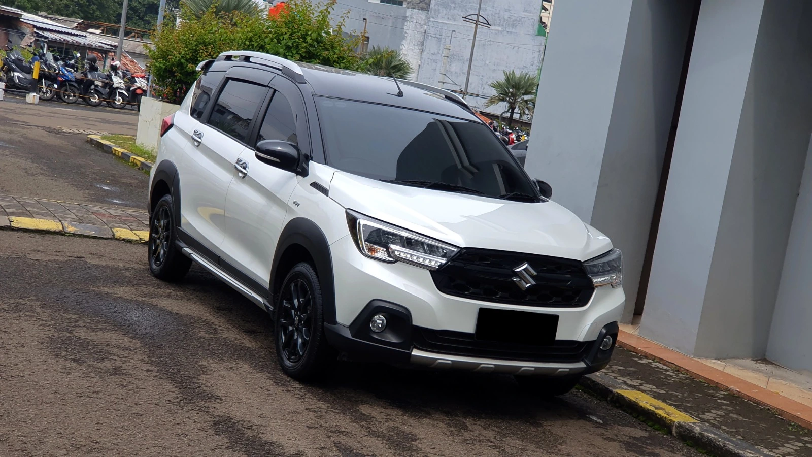 Mobil Antar Anak Sekolah
