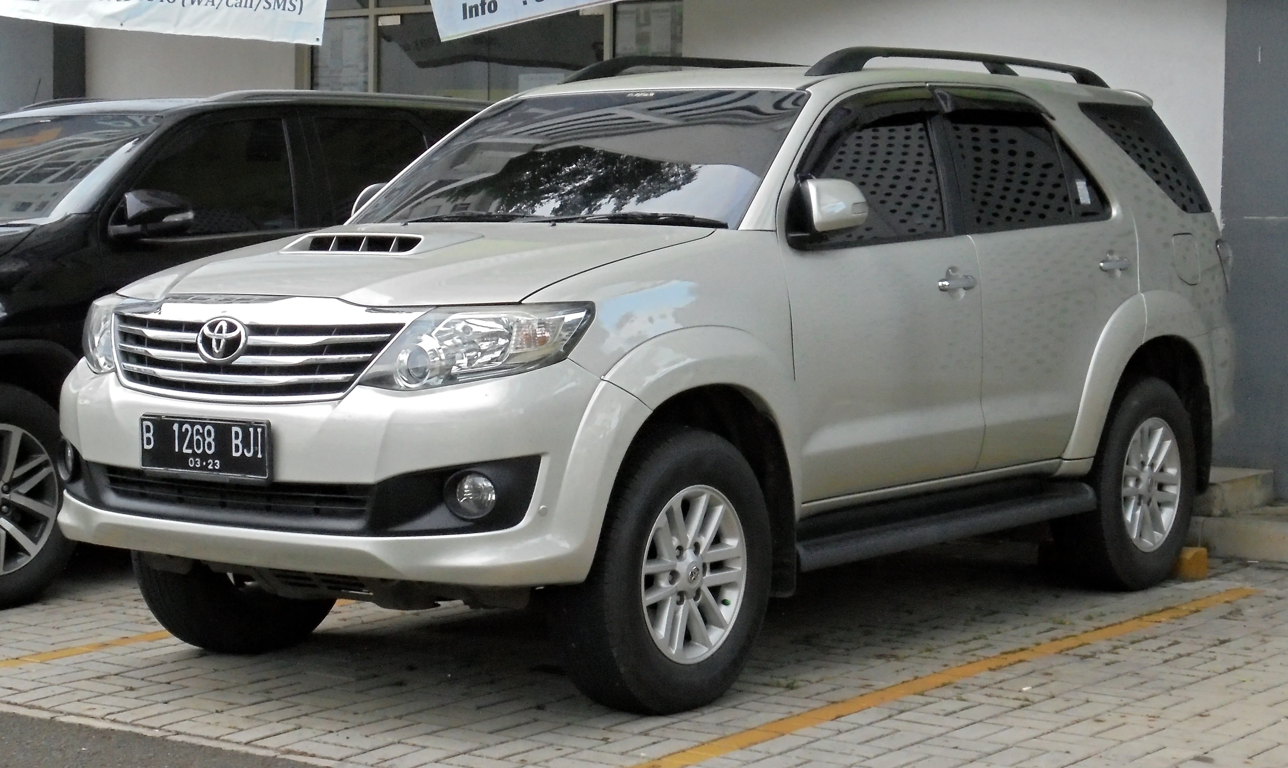 Toyota Fortuner Diesel 2.5 G gambar