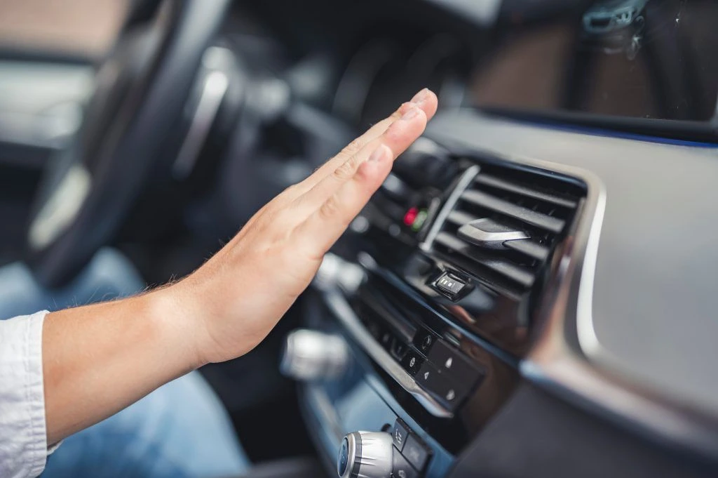 Tips Merawat AC Mobil Tetap Dingin Dan Tidak Rusak