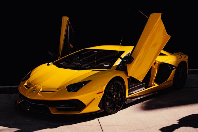 Tipe Mobil Lamborghini yang Resmi Masuk di Indonesia
