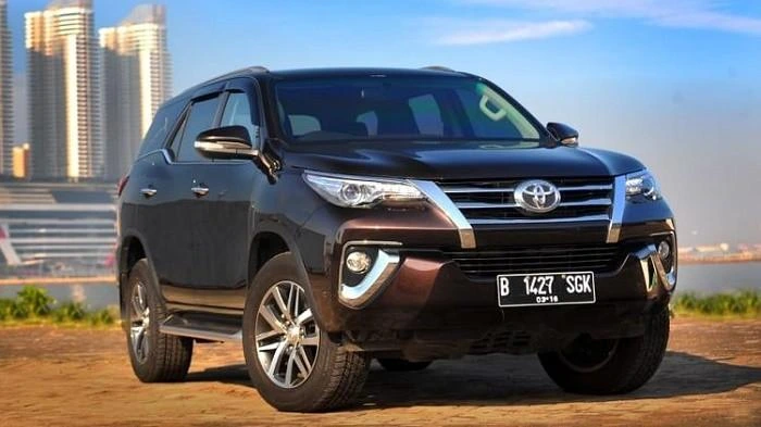 Rekomendasi Mobil Bekas Toyota 2025