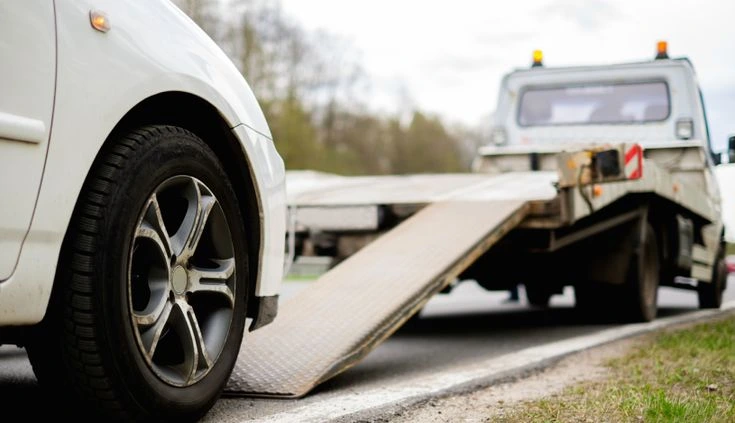 Pahami Berbagai Jenis Towing Mobil, Supaya Tidak Panik saat Mogok di Jalan