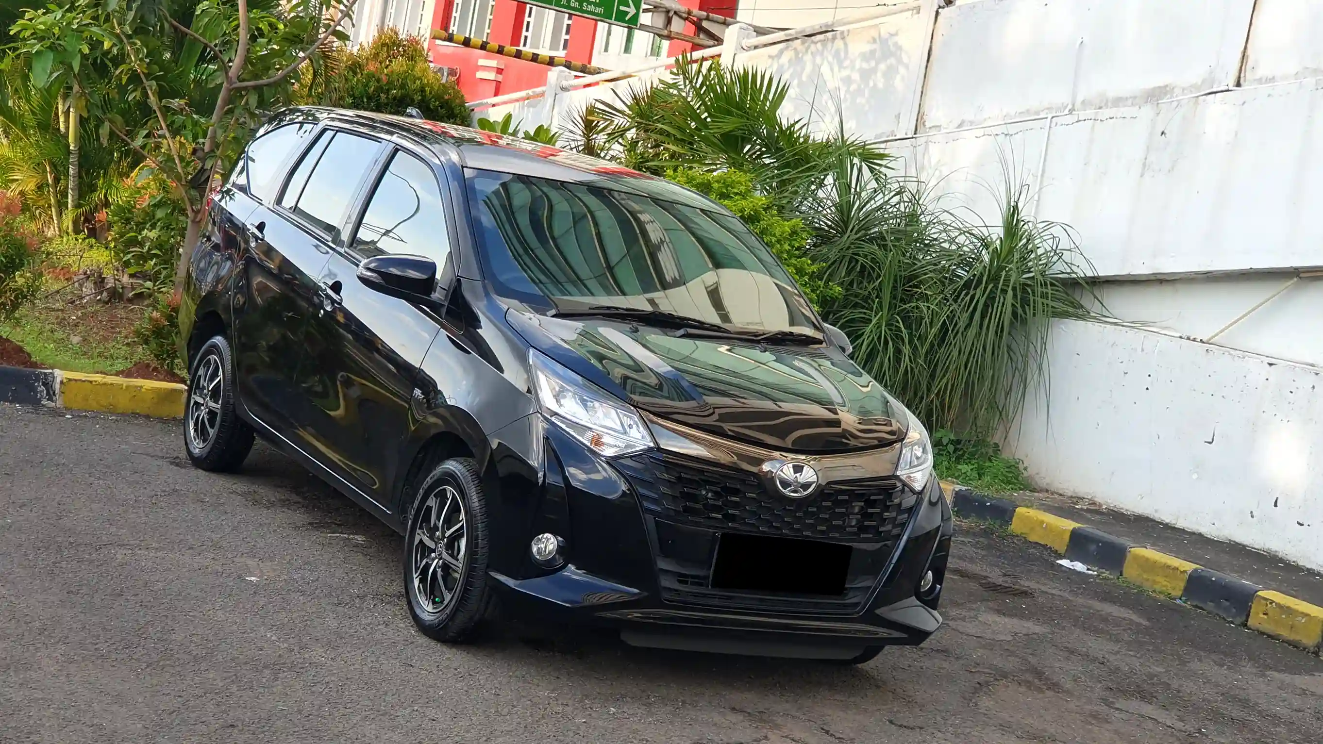 Tips Memutuskan Untuk Beli Sigra vs Calya